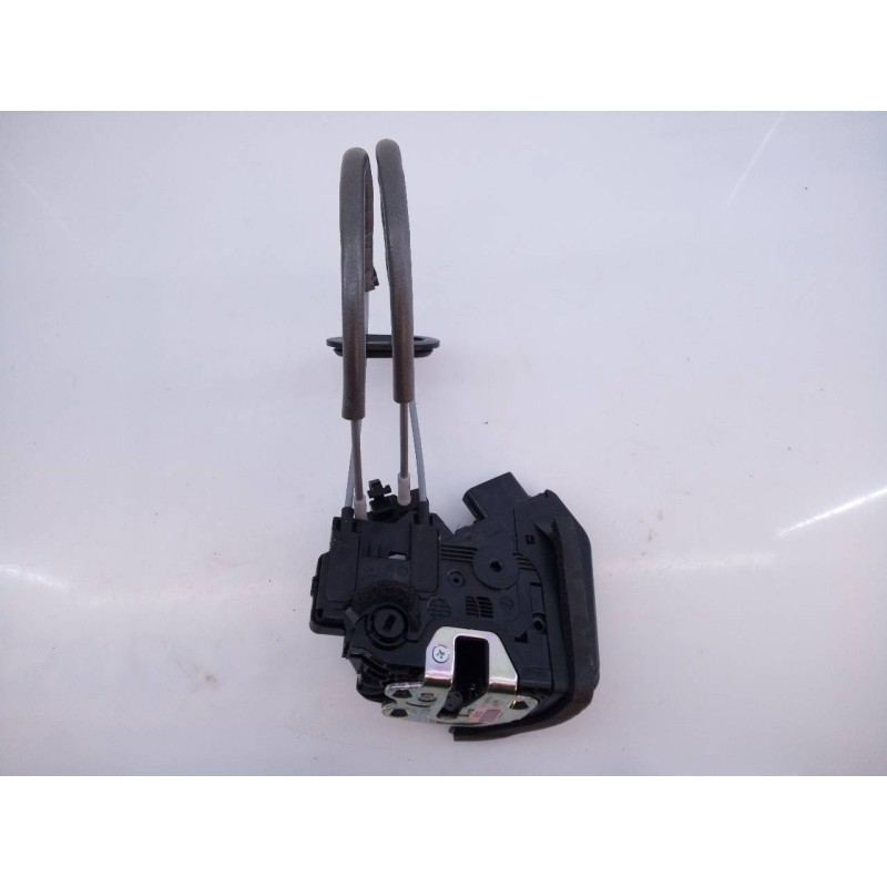 Recambio de cerradura puerta trasera derecha para kia niro concept plug-in hybrid referencia OEM IAM 81420G5000IAC  E2-B5-5-2