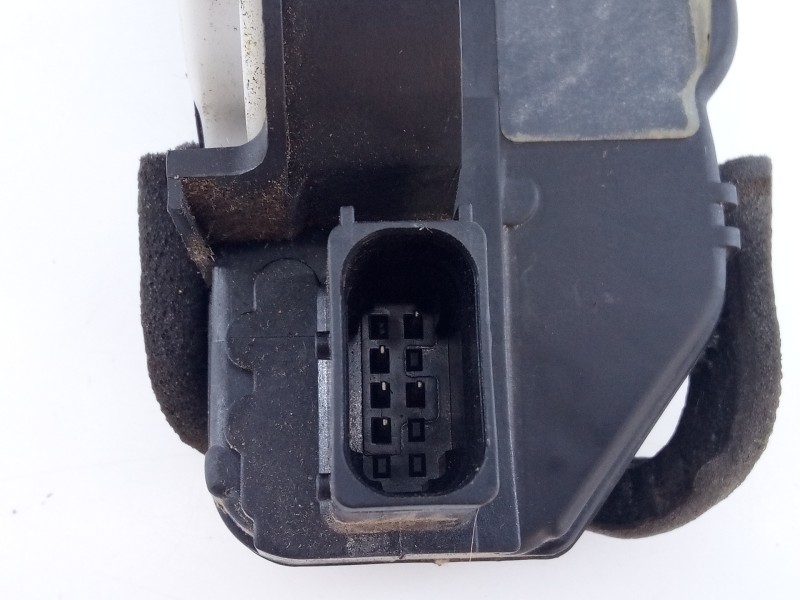 Recambio de cerradura puerta delantera derecha para opel zafira tourer expression referencia OEM IAM A081876 3023880 E1-B6-65-1