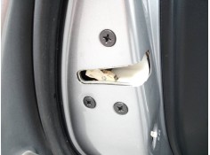 CERRADURA PUERTA TRASERA IZQUIERDA 