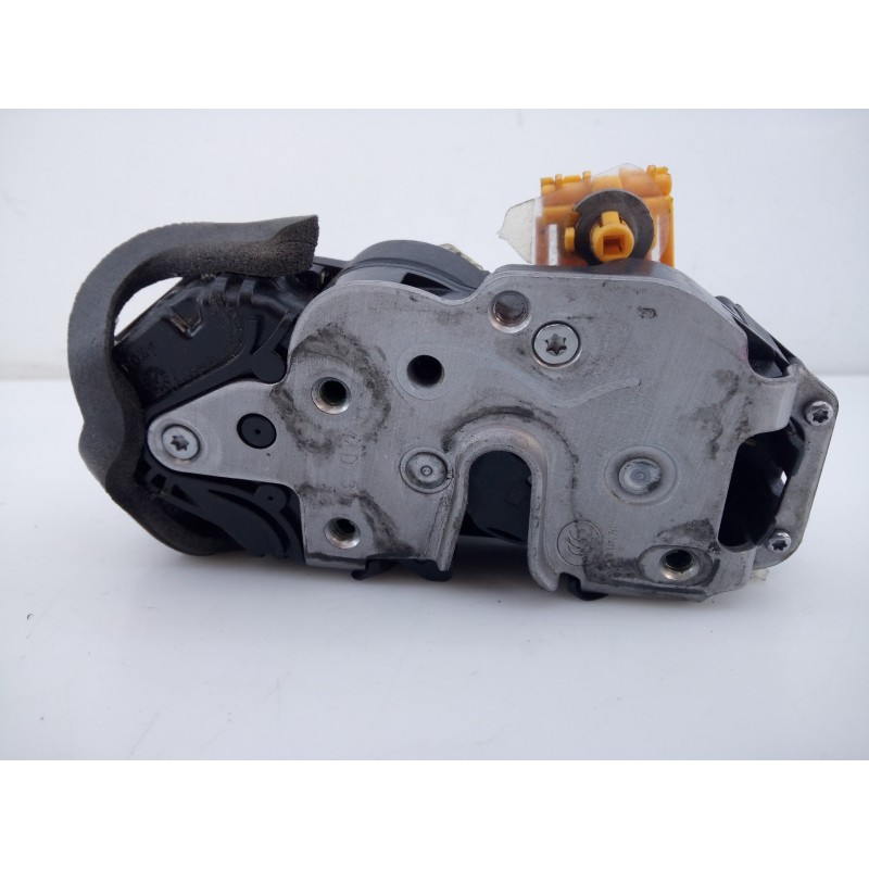 Recambio de cerradura puerta delantera derecha para opel zafira tourer expression referencia OEM IAM A081876 3023880 E1-B6-65-1