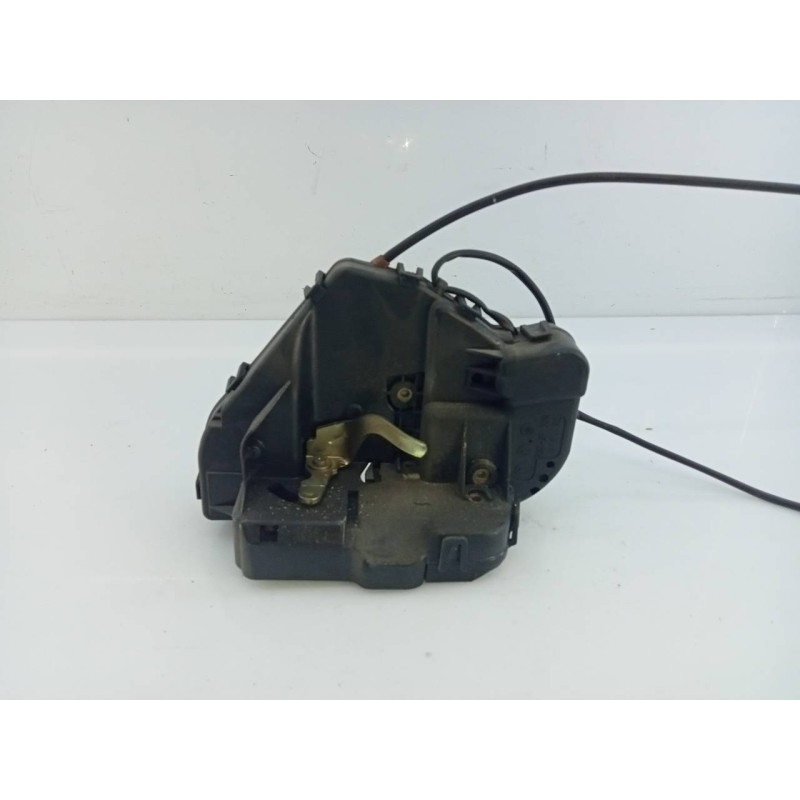 Recambio de cerradura puerta trasera derecha para mercedes-benz clase c (w203) berlina 220 cdi (la) (203.008) referencia OEM IAM
