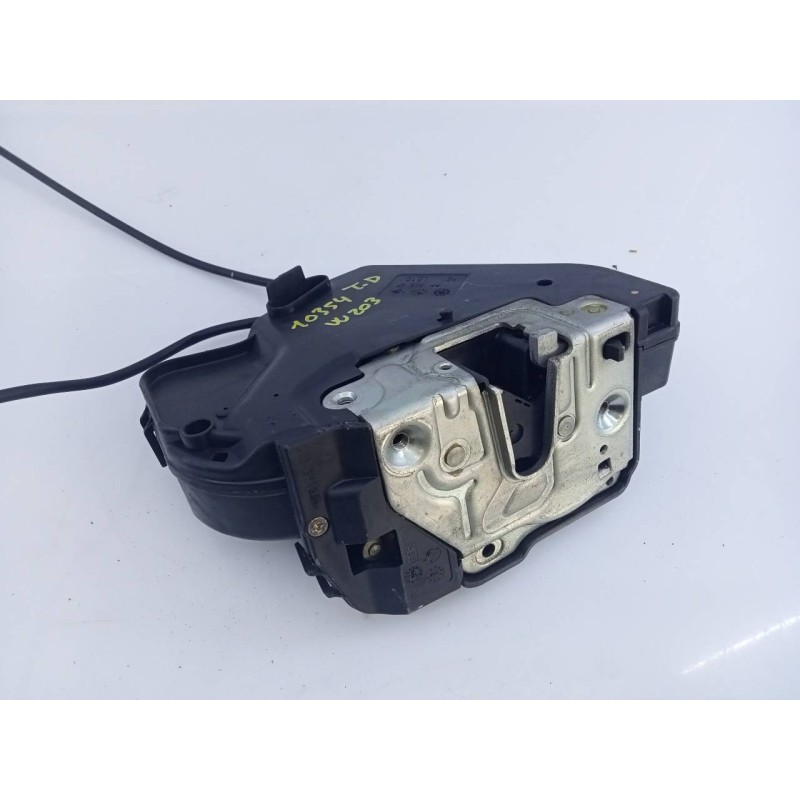 Recambio de cerradura puerta trasera derecha para mercedes-benz clase c (w203) berlina 220 cdi (la) (203.008) referencia OEM IAM