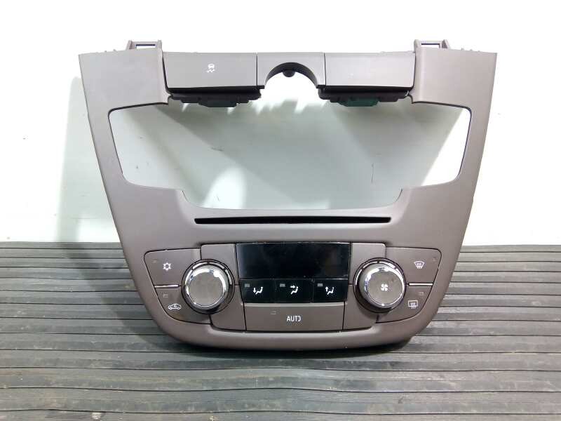 Recambio de mando climatizador para opel insignia berlina edition referencia OEM IAM 13277863  E3-A5-21-5