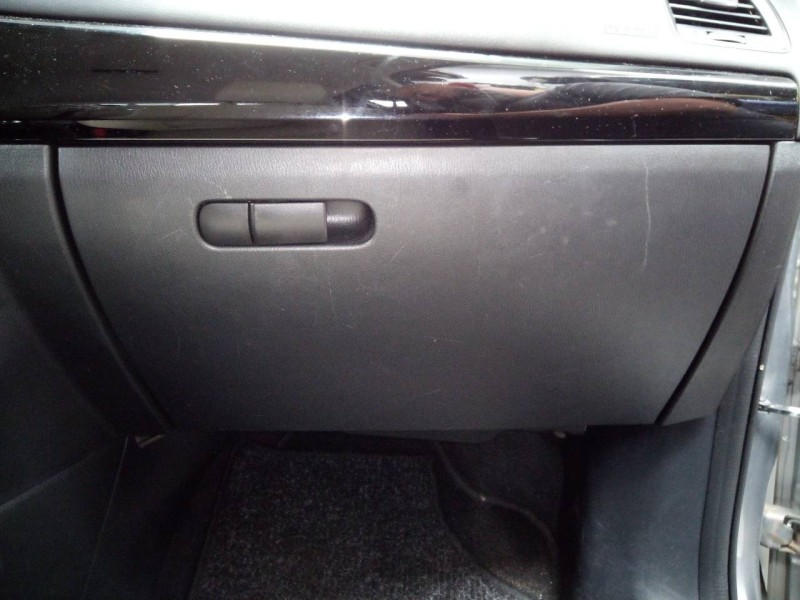 Recambio de guantera para mazda cx-5 style 4wd referencia OEM IAM   