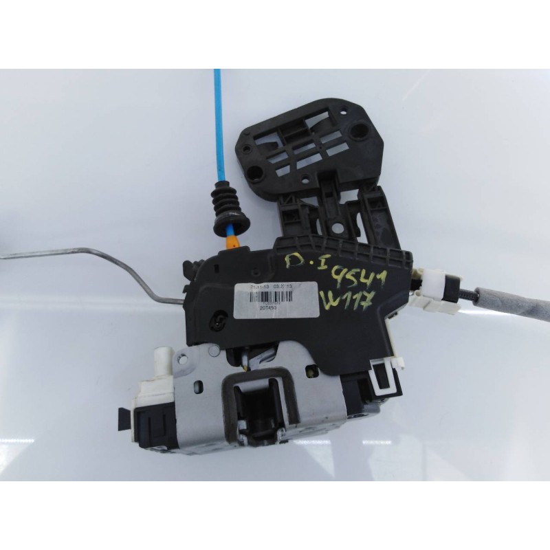 Recambio de cerradura puerta delantera izquierda para mercedes-benz clase cla (w117) cla 220 cdi (117.303) referencia OEM IAM A1