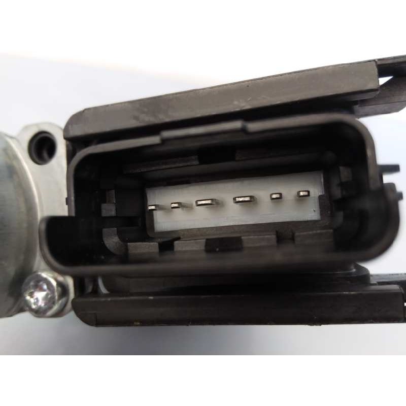 Recambio de motor elevalunas trasero izquierdo para kia sorento concept 2wd referencia OEM IAM   E2-B5-3-2