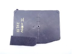 Recambio de caja reles / fusibles para renault megane ii classic berlina confort authentique referencia OEM IAM 8200309690  E2-A