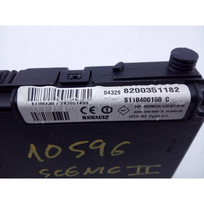 Recambio de caja reles / fusibles para renault scenic ii authentique referencia OEM IAM 8200351182  E2-A1-38-8