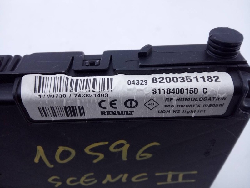 Recambio de caja reles / fusibles para renault scenic ii authentique referencia OEM IAM 8200351182  E2-A1-38-8