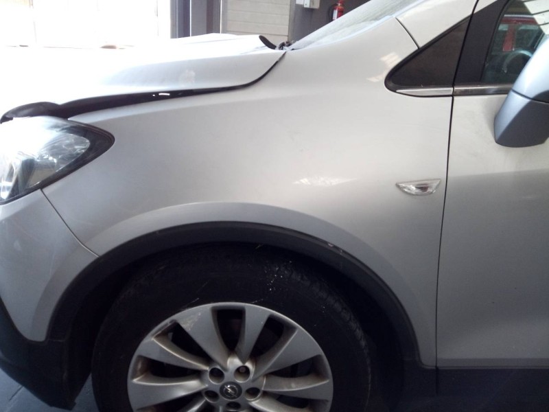 Recambio de aleta delantera izquierda para opel mokka excellence referencia OEM IAM   