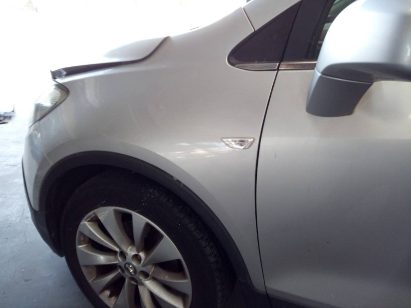 Recambio de aleta delantera izquierda para opel mokka excellence referencia OEM IAM   