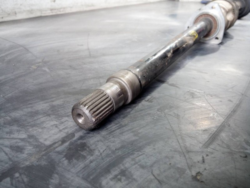 Recambio de transmision delantera derecha para opel mokka edition ecoflex referencia OEM IAM 94560848 688279405 P1-B6-29