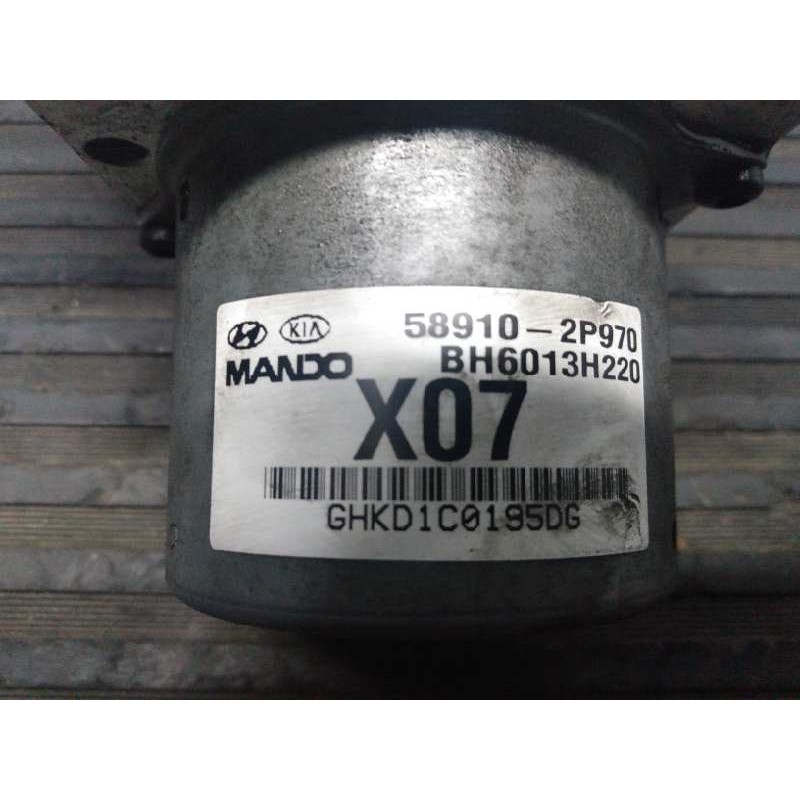 Recambio de abs para kia sorento concept 2wd referencia OEM IAM 589102P970 H26GAB1B1020520 P3-A8-18-3