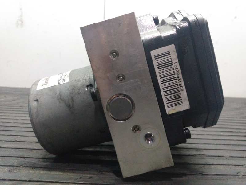 Recambio de abs para kia sorento concept 2wd referencia OEM IAM 589102P970 H26GAB1B1020520 P3-A8-18-3