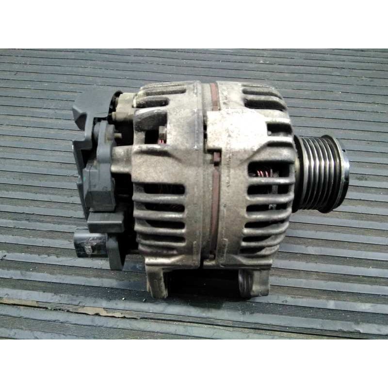 Recambio de alternador para volkswagen crafter caja cerrada caja cerrada 35 referencia OEM IAM 06F903023D  P3-A4-14-3