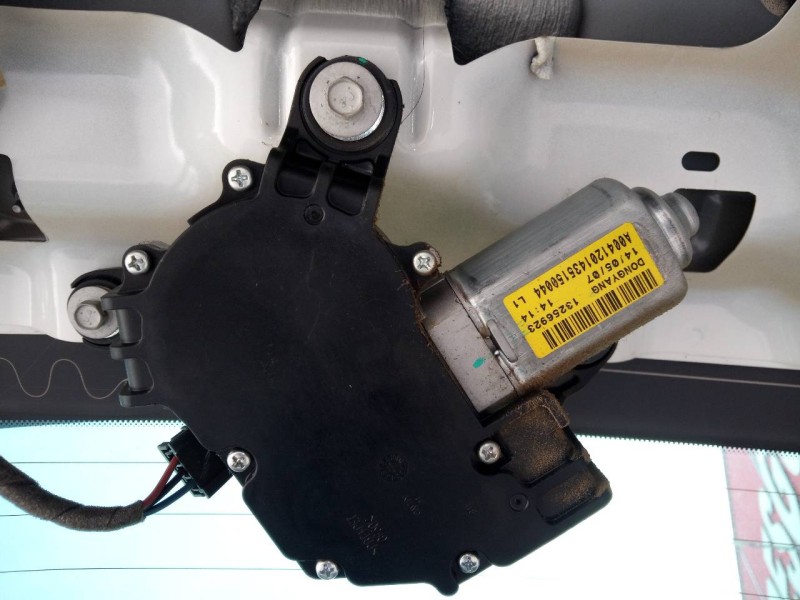 Recambio de motor limpia trasero para opel zafira tourer expression referencia OEM IAM 13256923  