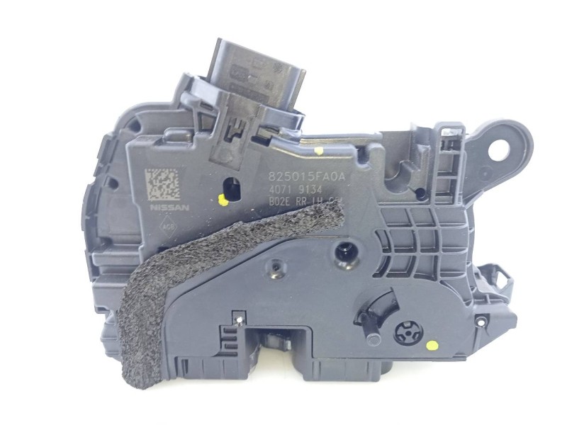 Recambio de cerradura puerta trasera izquierda para nissan micra v (k14) acenta referencia OEM IAM 825015FA0A  E2-A4-55-1