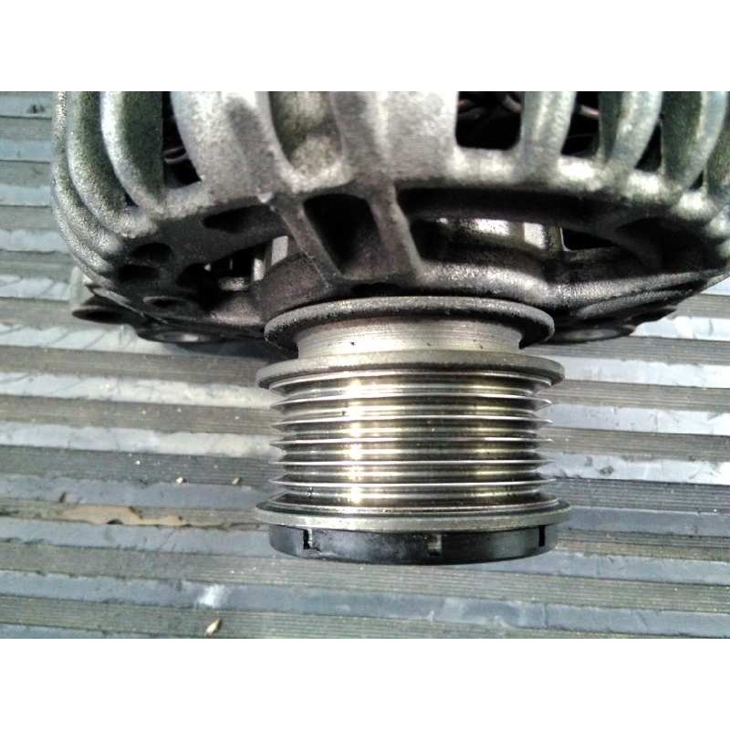 Recambio de alternador para volkswagen crafter caja cerrada caja cerrada 35 referencia OEM IAM 06F903023D  P3-A4-14-3