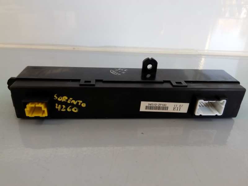 Recambio de pantalla multifuncion para kia sorento concept 2wd referencia OEM IAM 945102P100 945102P100 E2-B5-4-2