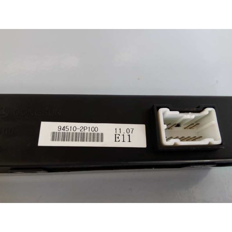 Recambio de pantalla multifuncion para kia sorento concept 2wd referencia OEM IAM 945102P100 945102P100 E2-B5-4-2