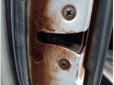 CERRADURA PUERTA DELANTERA IZQUIERDA 