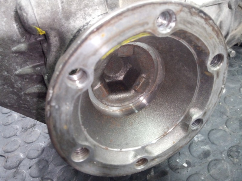 Recambio de diferencial delantero para volkswagen touareg (7la) tdi r5 referencia OEM IAM 4460310026  P1-A4-40