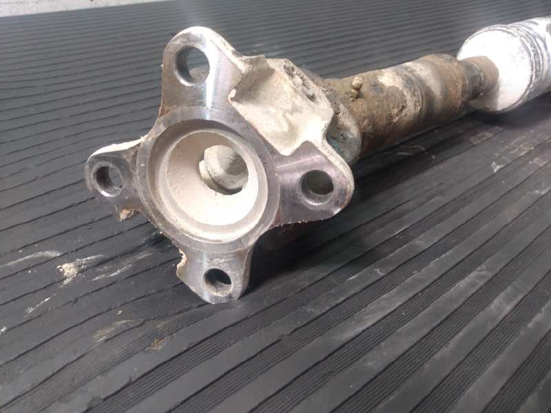 Recambio de transmision central para ssangyong musso 2.9 d referencia OEM IAM   P1-A1-32