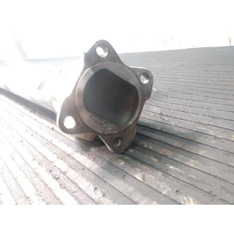 Recambio de transmision central para ssangyong musso 2.9 d referencia OEM IAM   P1-A1-32