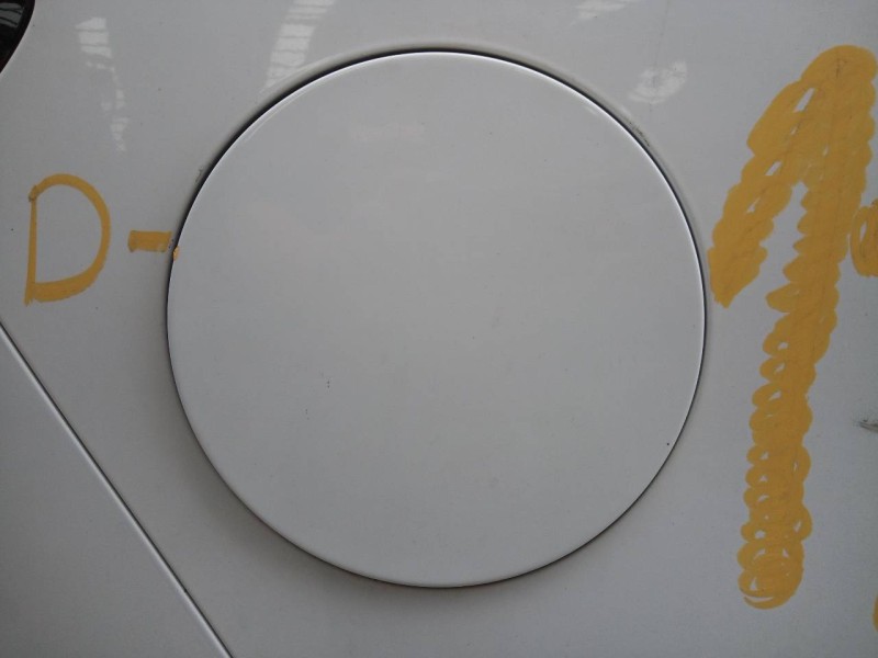 Recambio de tapa exterior combustible para opel zafira tourer expression referencia OEM IAM   