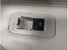 MANDO ELEVALUNAS DELANTERO DERECHO 