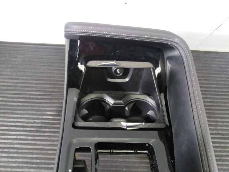 Recambio de consola central para bmw serie x1 (f48) xdrive18d referencia OEM IAM 0004584391 55563371 P2-A1-37