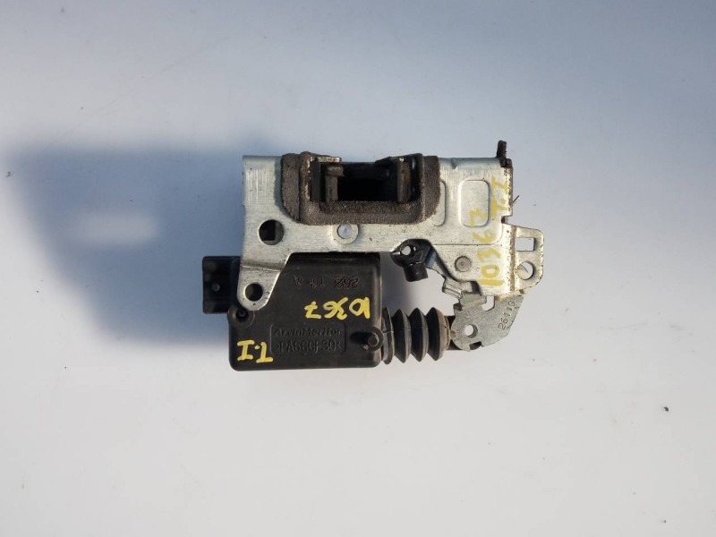 Recambio de cerradura puerta trasera izquierda para dacia duster ambiance 4x2 referencia OEM IAM   E2-A1-34-2