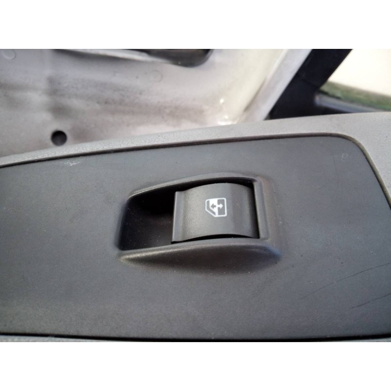Recambio de mando elevalunas delantero derecho para fiat ducato caja cerrada 33 (06.2006 =>) l1h1 120 multijet referencia OEM IA