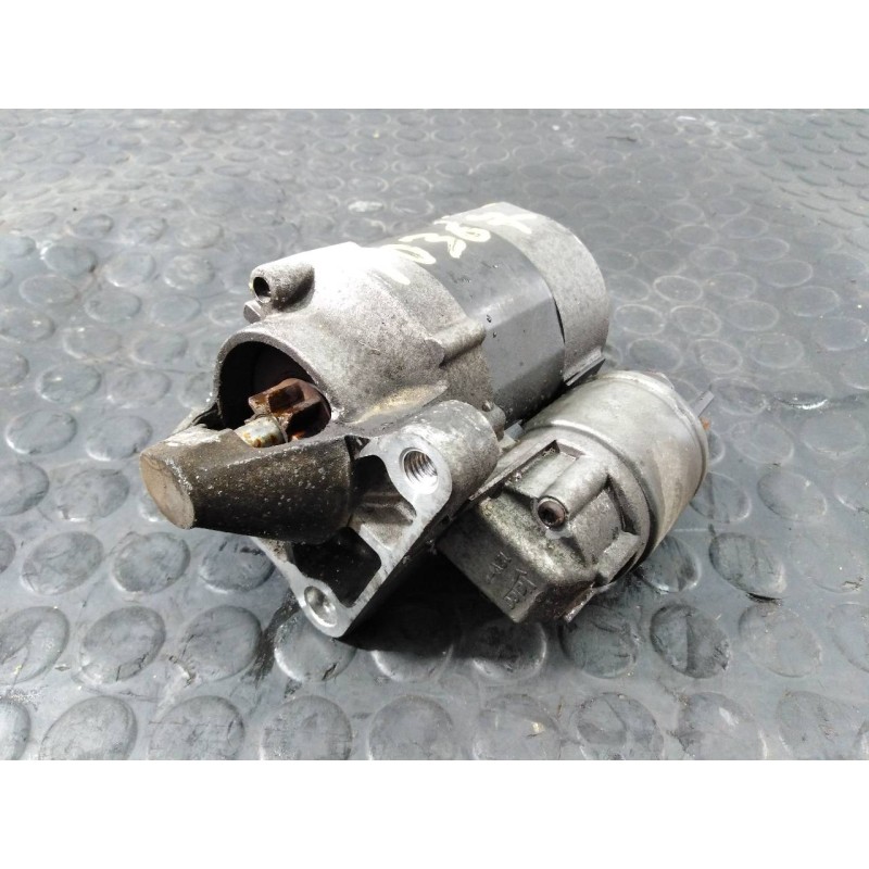 Recambio de motor arranque para dacia duster ambiance 4x2 referencia OEM IAM 8200266777E 17I10316MS P3-B7-23-1