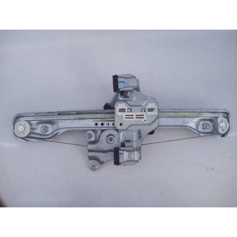 Recambio de elevalunas trasero izquierdo para opel mokka excellence referencia OEM IAM 98820 001100467084 E2-B6-55-1