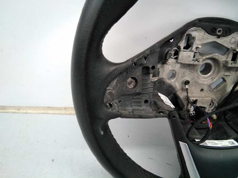 Recambio de volante para bmw serie x1 (f48) xdrive18d referencia OEM IAM 5J03371  E1-A3-35-2