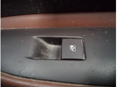 MANDO ELEVALUNAS TRASERO DERECHO 