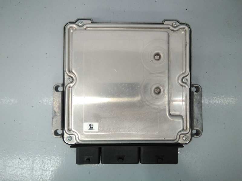 Recambio de centralita motor uce para renault captur life referencia OEM IAM 0281030899 237104376R E2-A1-38-7