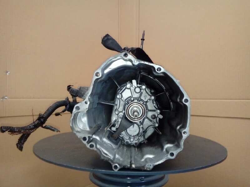 Recambio de caja cambios para nissan navara pick-up (d40m) double cab se 4x4 referencia OEM IAM EA301  M1-A3-42