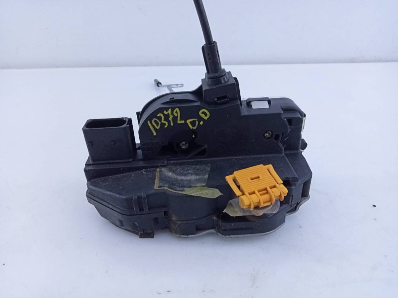 Recambio de cerradura puerta delantera derecha para opel insignia berlina selective referencia OEM IAM 3023880  E2-B6-5-1