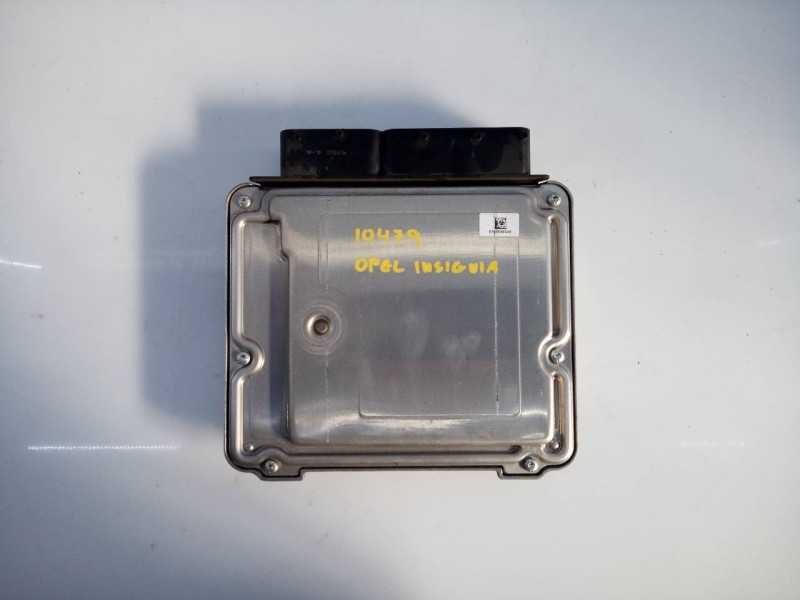 Recambio de centralita motor uce para opel insignia berlina cosmo referencia OEM IAM 55585024 0281018769 E3-A5-24-5