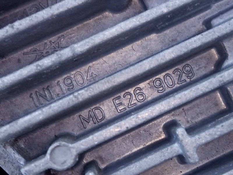 Recambio de faro antiniebla izquierdo para mini countryman (f60) cooper referencia OEM IAM 19476200 E269029 E1-B4-51-2