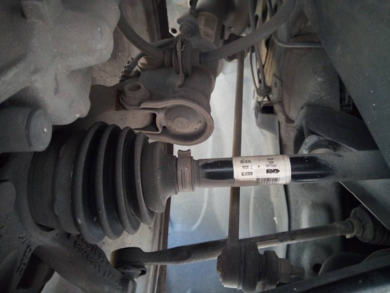 Recambio de transmision delantera derecha para opel corsa e selective referencia OEM IAM 6083178  