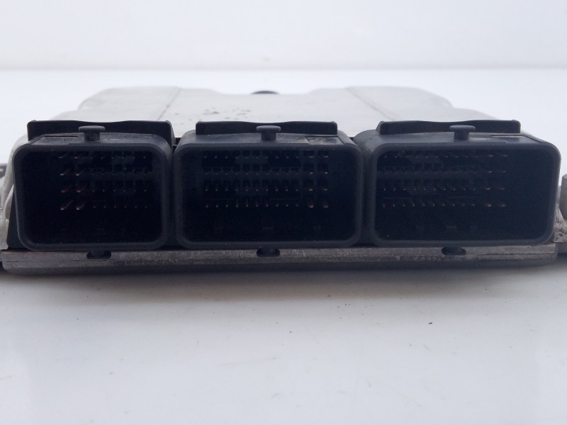 Recambio de centralita motor uce para renault laguna ii (bg0) authentique referencia OEM IAM 8200095416 0281010556 E2-A1-40-2