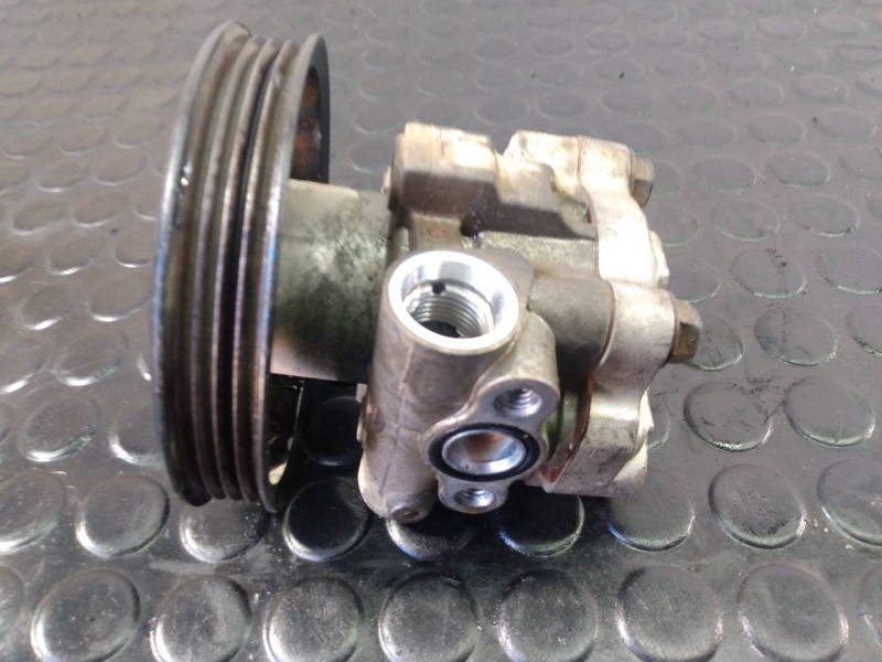 Recambio de bomba direccion para nissan navara pick-up (d40m) doble cab le 4x4 referencia OEM IAM   P3-B4-9-5