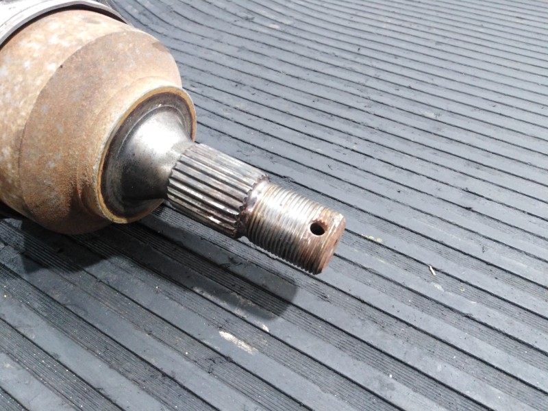 Recambio de transmision delantera derecha para peugeot 308 confort referencia OEM IAM 9661107280  P1-A6-36