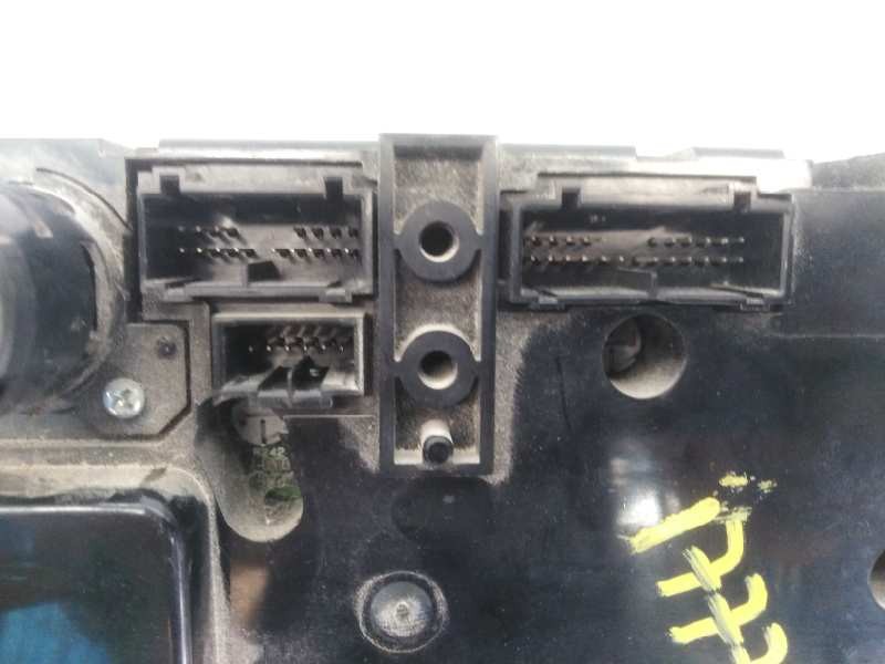 Recambio de mando climatizador para volvo s80 berlina 2.0 16v cat referencia OEM IAM   E3-B5-44-3