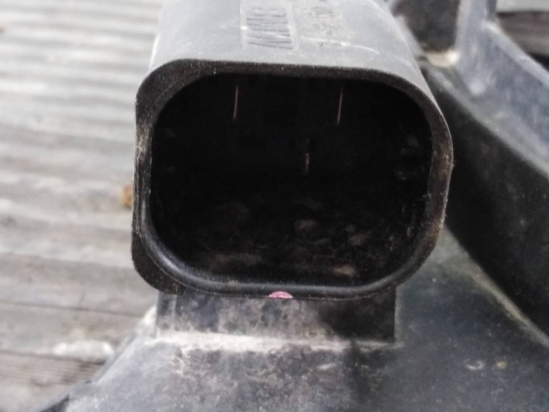 Recambio de electroventilador para bmw x3 (e83) 2.0d referencia OEM IAM 6925702 5020290 P2-B7-38