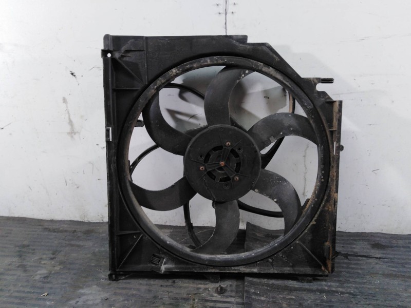 Recambio de electroventilador para bmw x3 (e83) 2.0d referencia OEM IAM 6925702 5020290 P2-B7-38