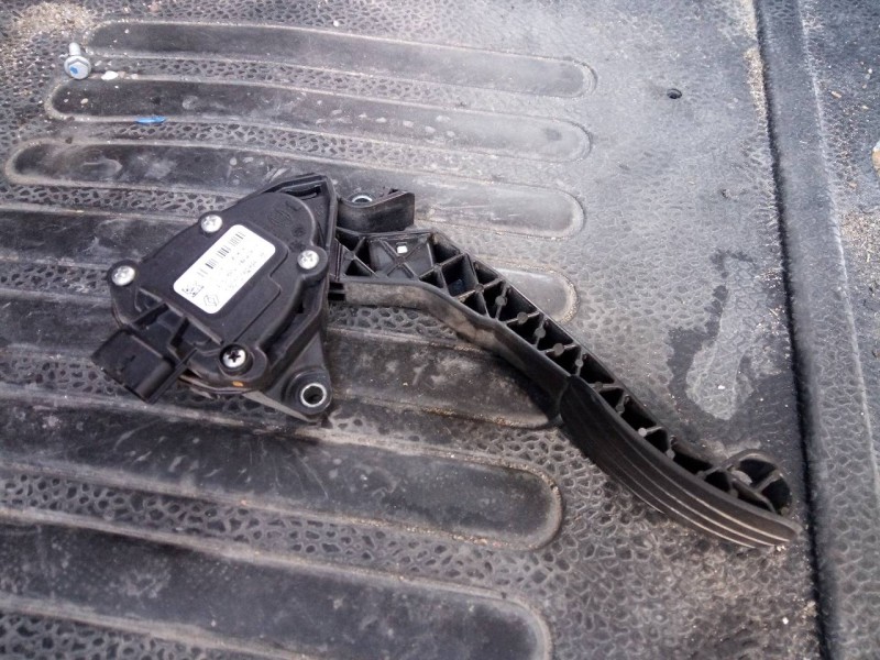 Recambio de pedal acelerador para renault master kasten l1h1 ka 2,8t referencia OEM IAM 180101626R 6PV00997801 